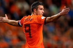 英超曼市德比中，哈兰德6场参与11球超越鲁尼21场参与9球纪录